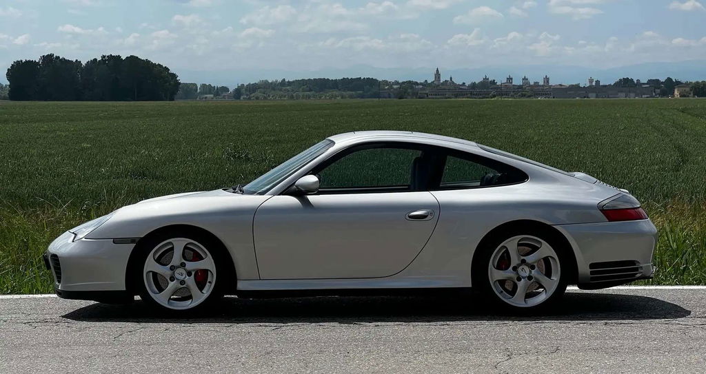 Porsche 996 Carrera 4S