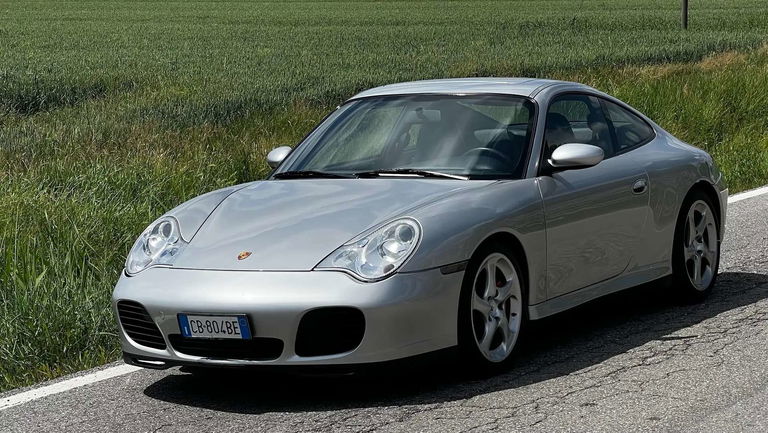 Porsche 996 Carrera 4S
