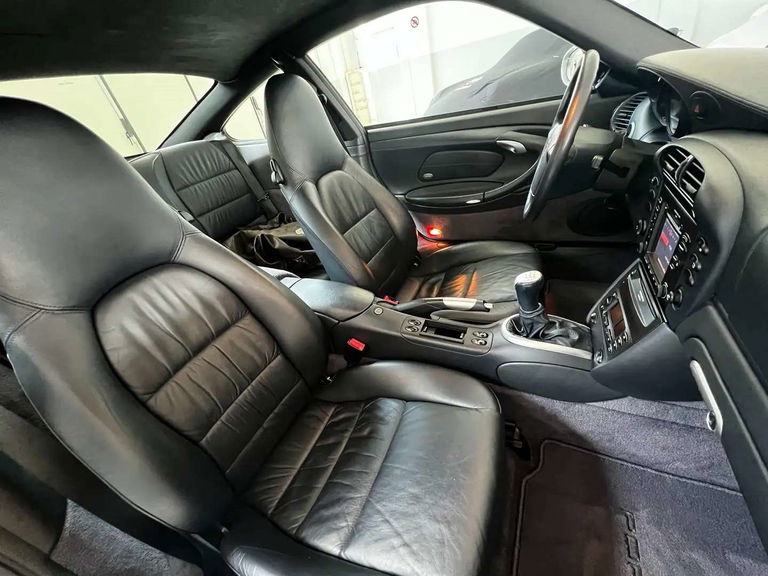 Porsche 996 Carrera 4S