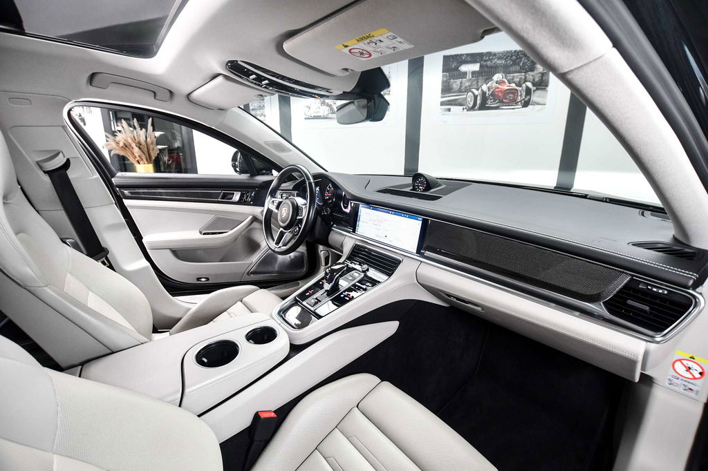 Porsche Panamera 4S
