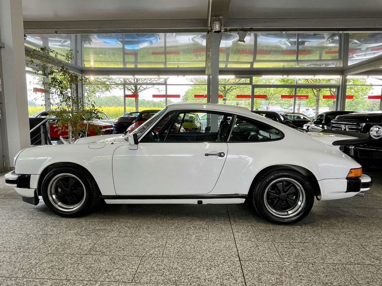 Porsche 911 Carrera 3,0