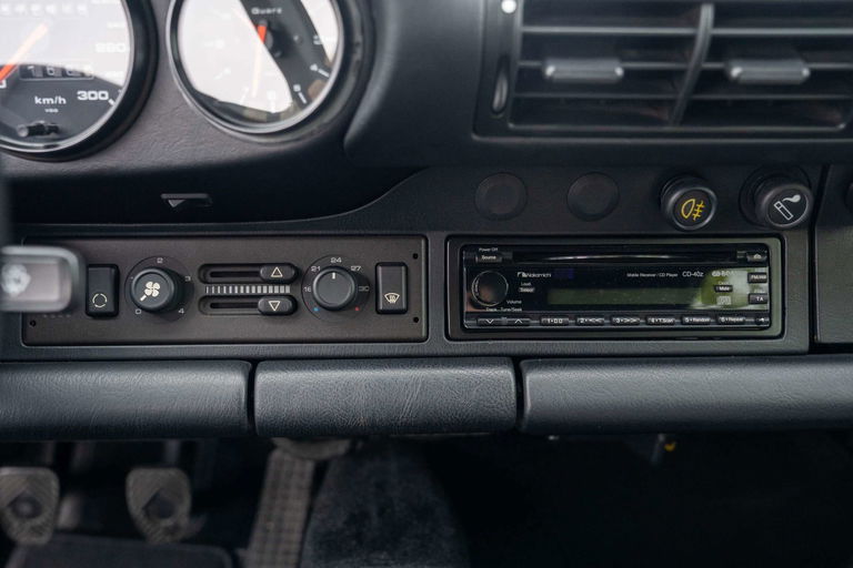 Porsche 964 Carrera RS