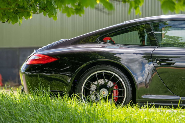 Porsche 997.2 Carrera GTS