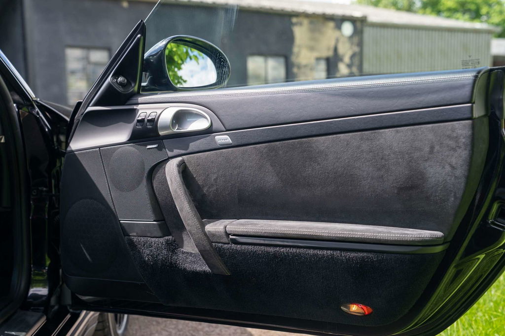 Porsche 997.2 Carrera GTS