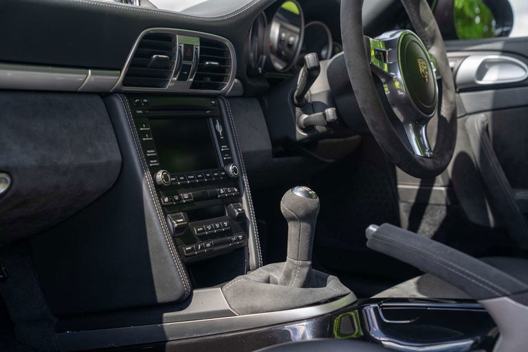 Porsche 997.2 Carrera GTS