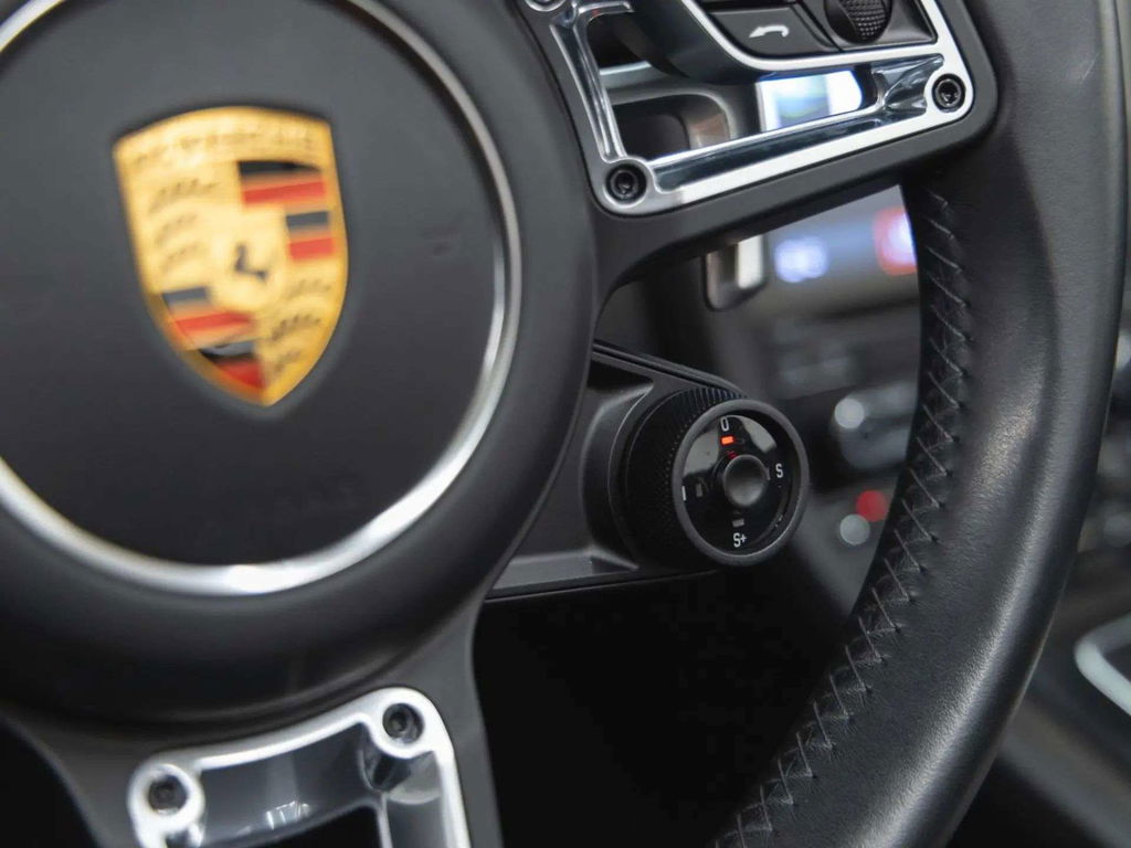 Porsche 991.2 Carrera 4 GTS