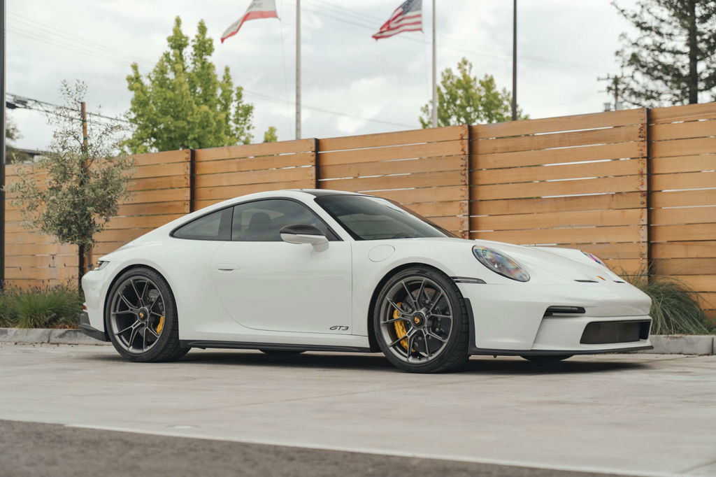 Porsche 992 GT3 Touring
