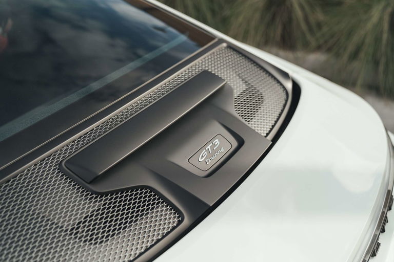 Porsche 992 GT3 Touring