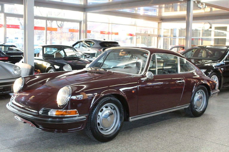 Porsche 911 T