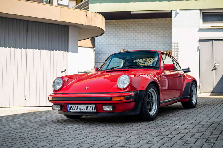 Porsche 911 Turbo 3.3