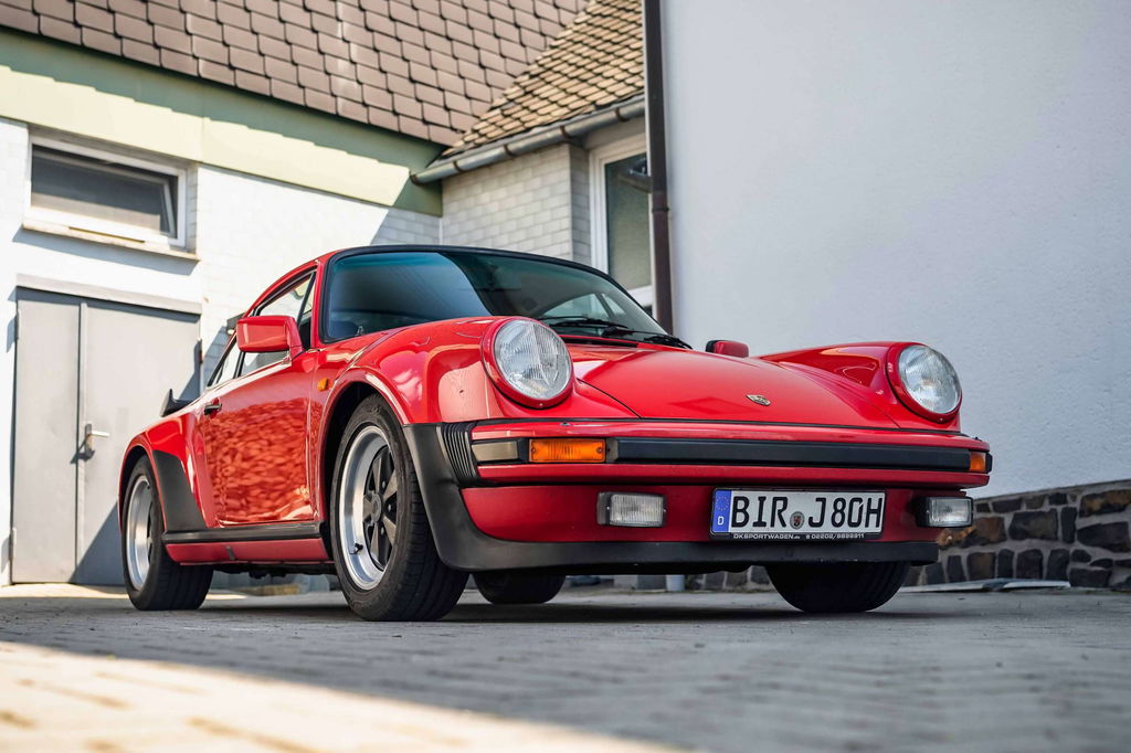 Porsche 911 Turbo 3.3