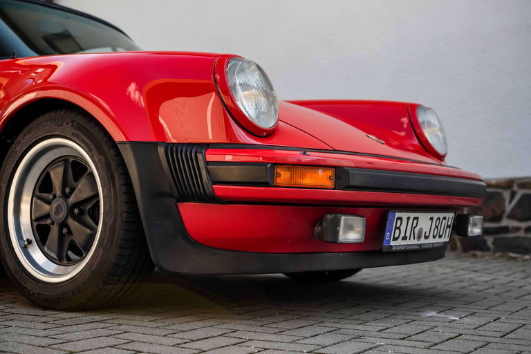 Porsche 911 Turbo 3.3