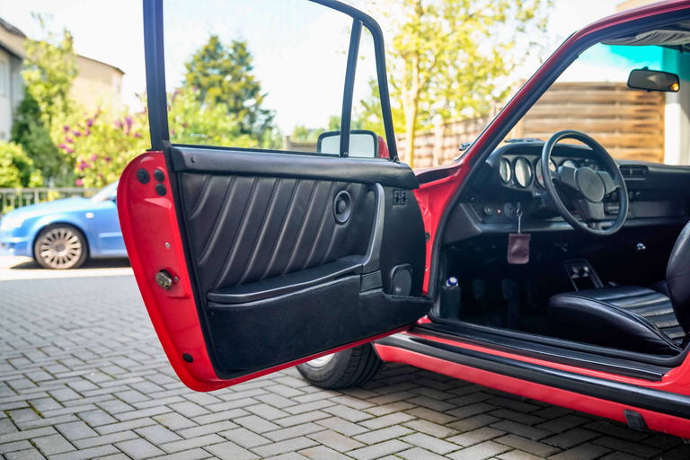 Porsche 911 Turbo 3.3