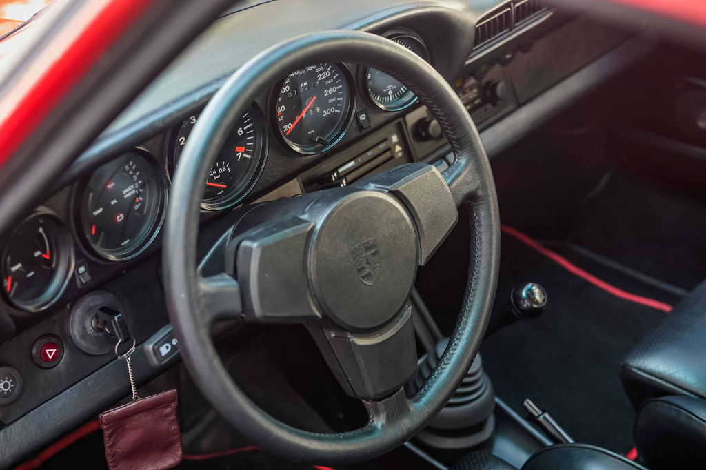 Porsche 911 Turbo 3.3