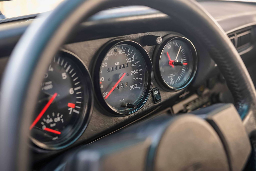 Porsche 911 Turbo 3.3