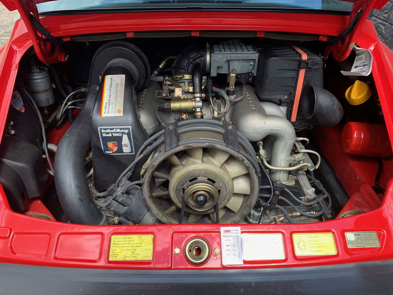 Porsche 911 Carrera 3.2