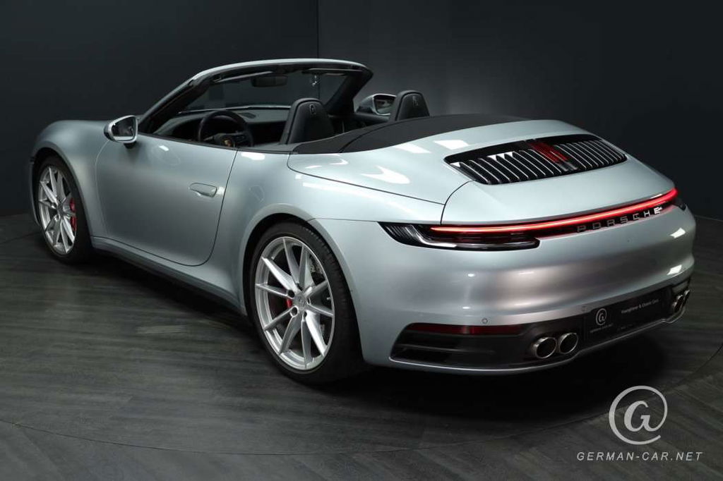 Porsche 992 Carrera 4S