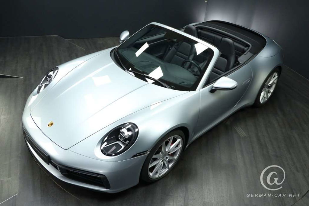 Porsche 992 Carrera 4S