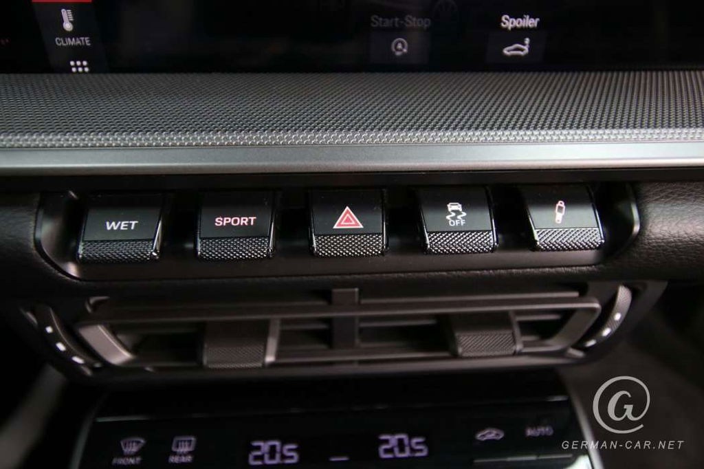 Porsche 992 Carrera 4S