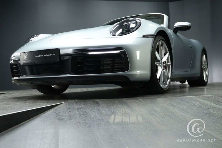 Porsche 992 Carrera 4S