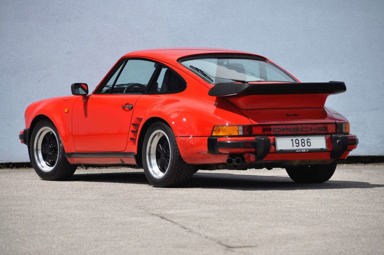 Porsche 911 Turbo 3.3