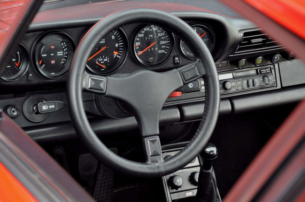 Porsche 911 Turbo 3.3