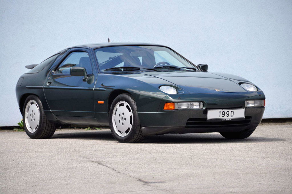 Porsche 928 S4
