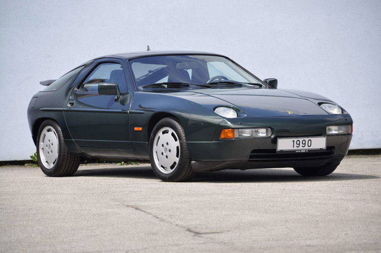 Porsche 928 S4