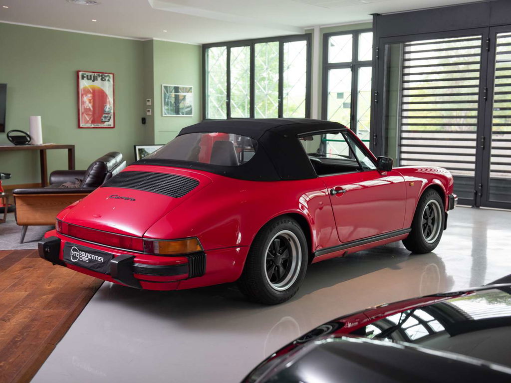 Porsche 911 Carrera 3.2