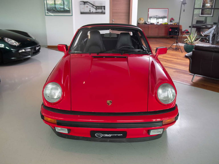 Porsche 911 Carrera 3.2