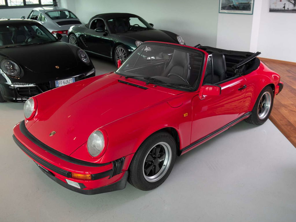 Porsche 911 Carrera 3.2