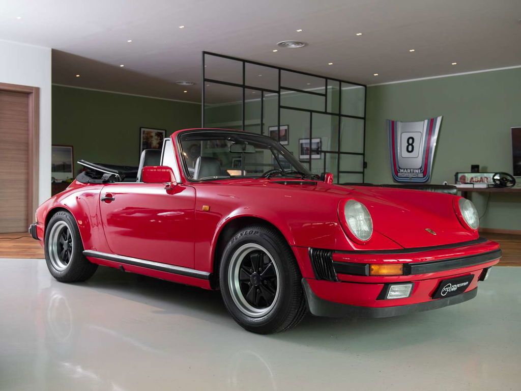 Porsche 911 Carrera 3.2