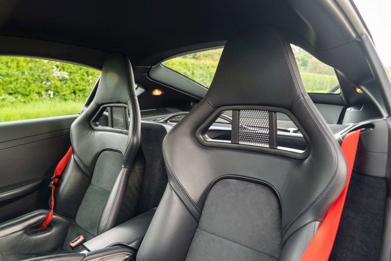 Porsche 987 Cayman R