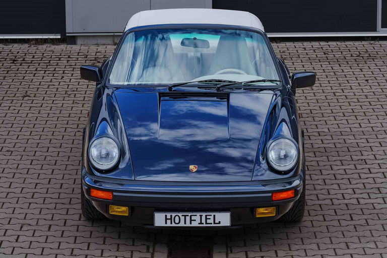 Porsche 911 Carrera 3.2