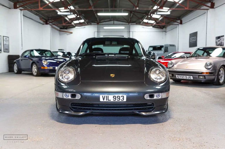 Porsche 993 Carrera 4