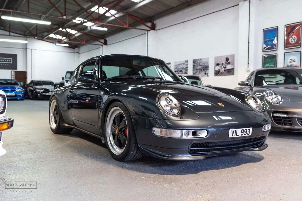 Porsche 993 Carrera 4