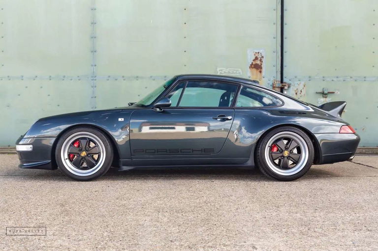 Porsche 993 Carrera 4