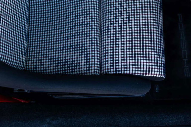 Porsche 993 Carrera 4