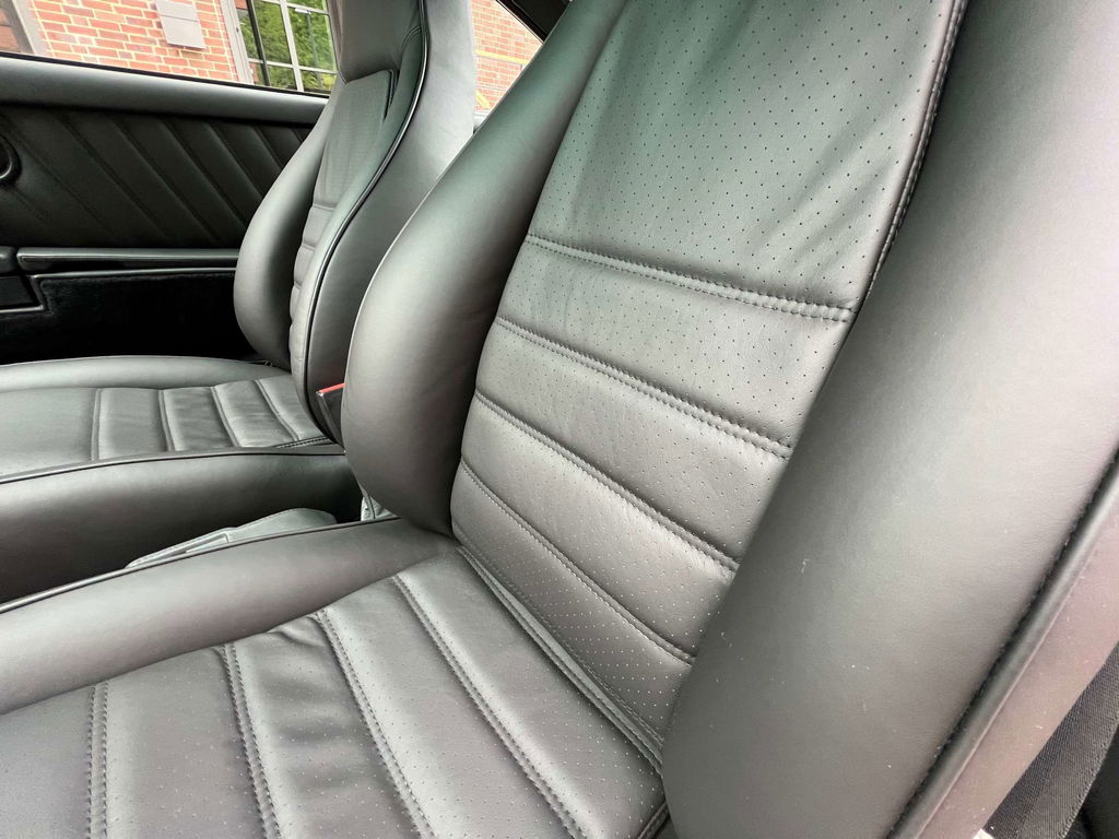 Porsche 911 Turbo 3.3