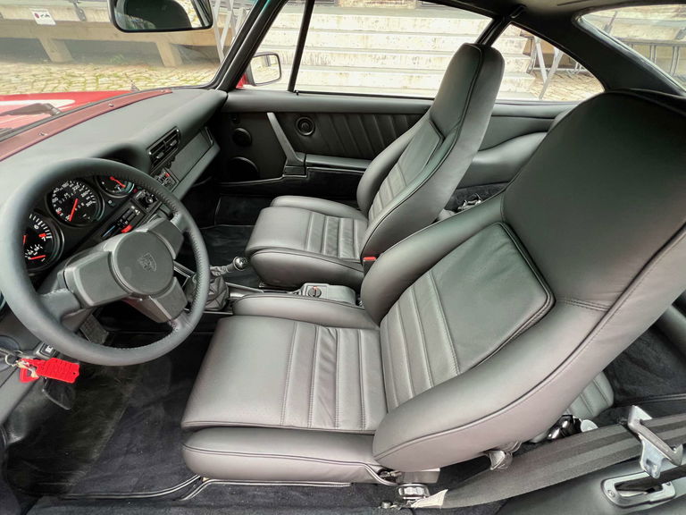 Porsche 911 Turbo 3.3