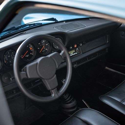 Porsche 911 Carrera (US)