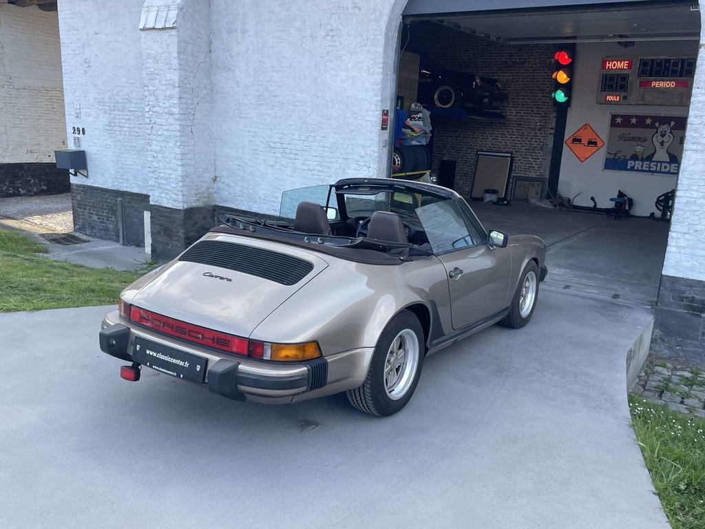 Porsche 911 Carrera 3.2