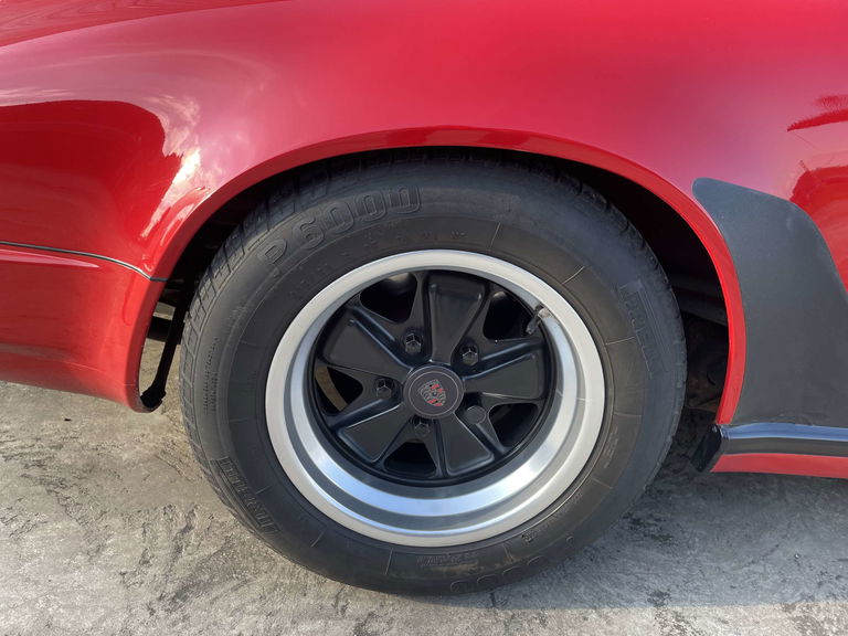 Porsche 911 Carrera 3.2