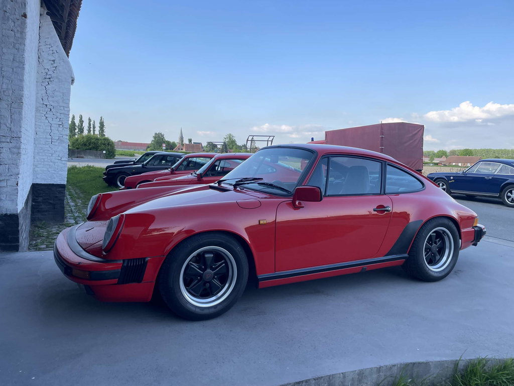 Porsche 911 Carrera 3.2