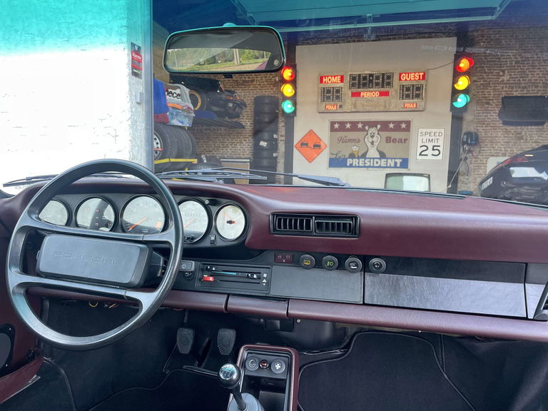 Porsche 911 Carrera 3.2