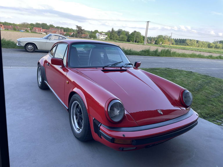 Porsche 911 Carrera 3.2