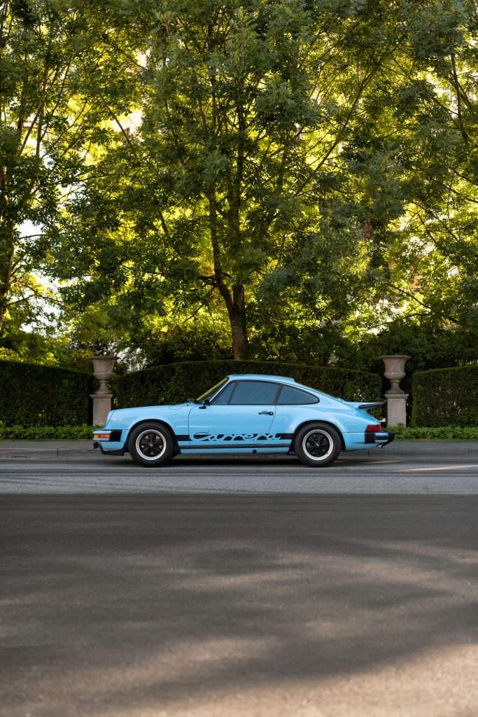 Porsche 911 Carrera (US)