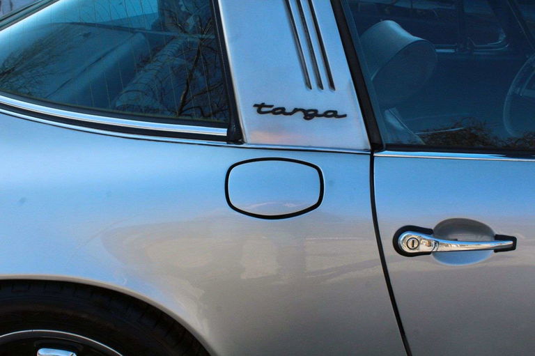 Porsche 911 S (F-Modell)
