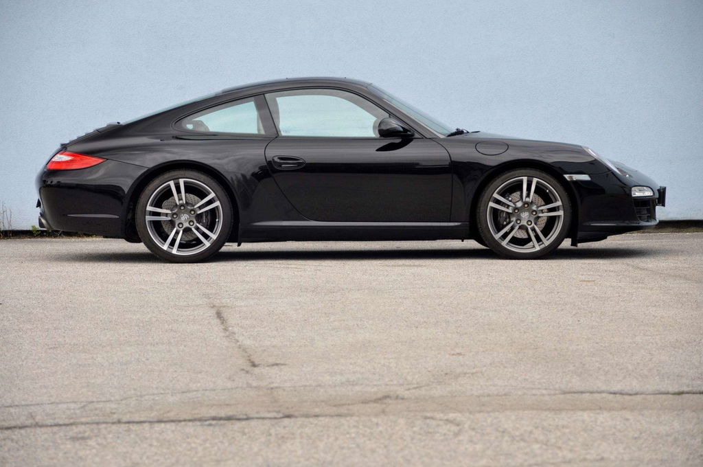 Porsche 997.2 Carrera Black Edition