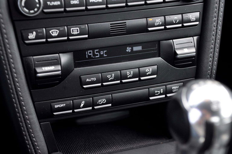 Porsche 997.2 Carrera Black Edition